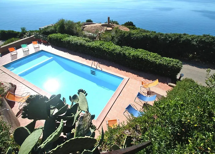 Terraced House In With Terrace Ferienhaus Costa Paradiso