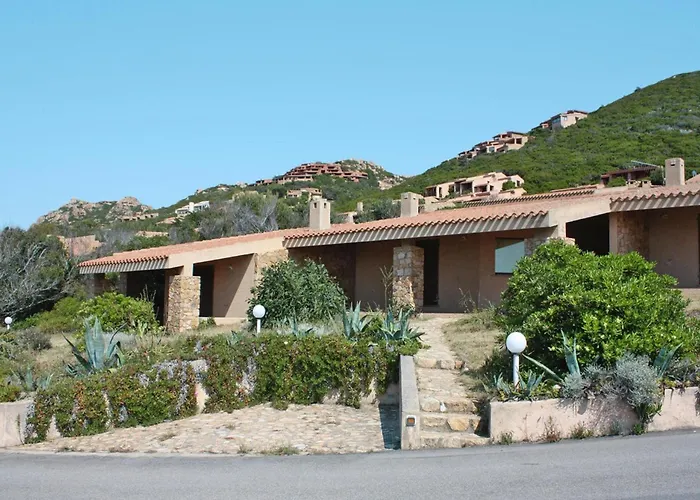 Terraced House In With Terrace Ferienhaus *